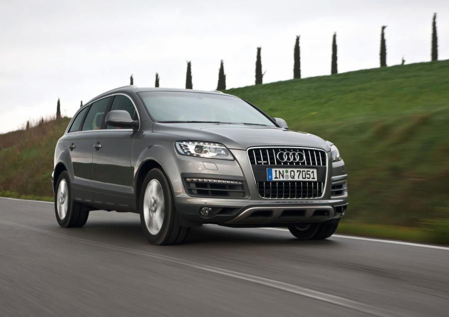  Audi Q7 4.2 TDI Quattro (4L) 2009 года  (фото 2 из 62)